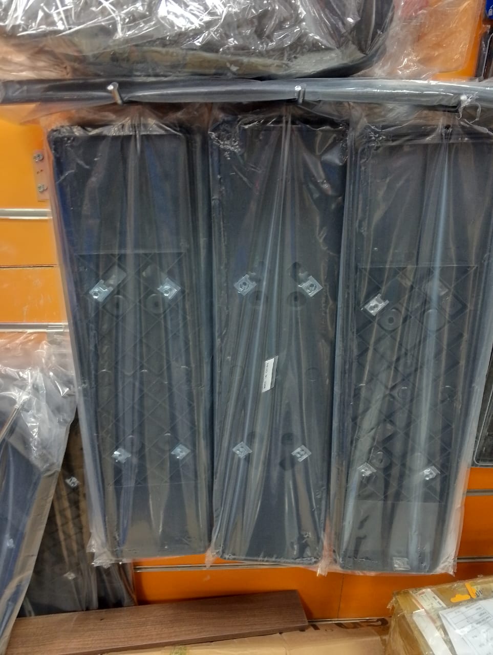 حماية للوحات السيارات